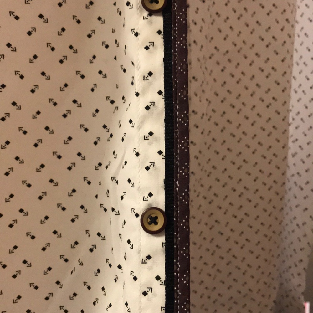 Shirt - Picture 3 of 4